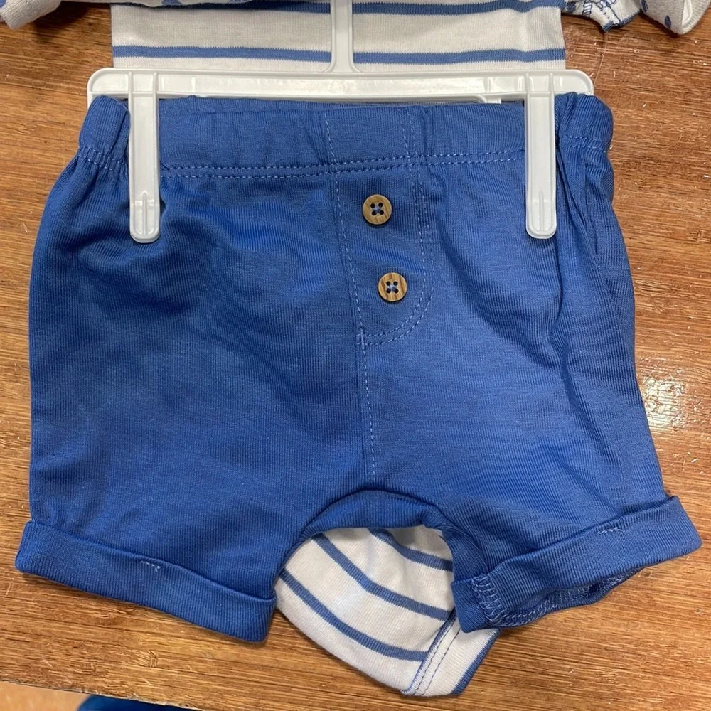 NWT carters baby newborn set